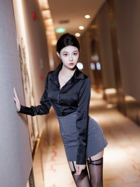 初梦瑶(秀人网) – 秀人内部私购无水印照片作品合集3套 1.5GB